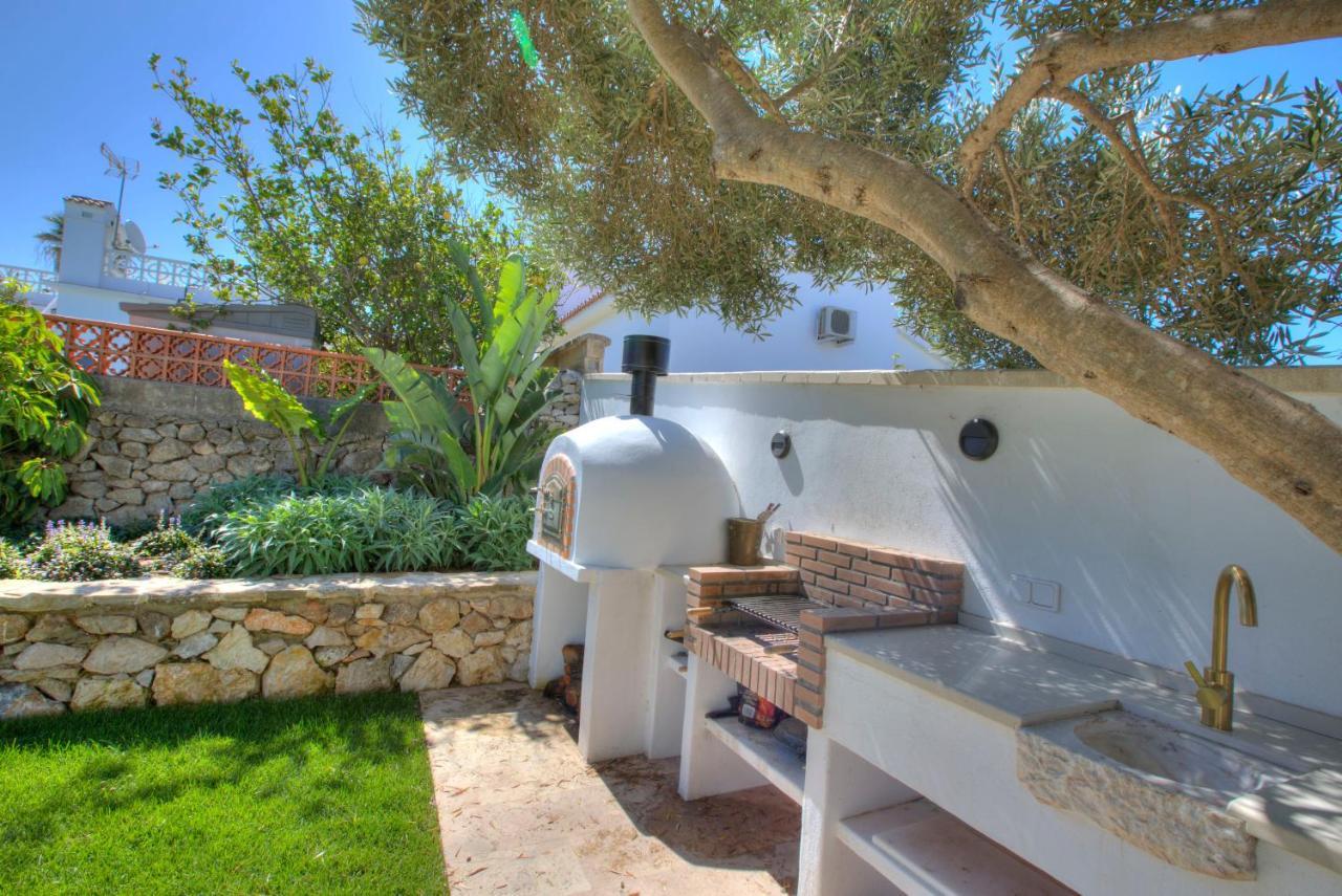 Villa Mas Tranquila - A Stylish Villa With Pool 150 M From The Beach Conil De La Frontera Exterior foto