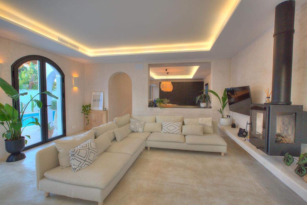 Villa Mas Tranquila - A Stylish Villa With Pool 150 M From The Beach Conil De La Frontera Exterior foto